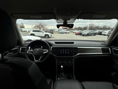 Used 2021 Volkswagen Atlas SE image 20