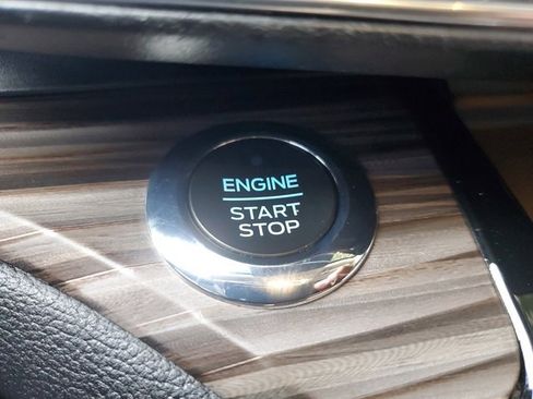 Certified 2021 Ford Explorer Limited w/ Equipment Group 301A image 26