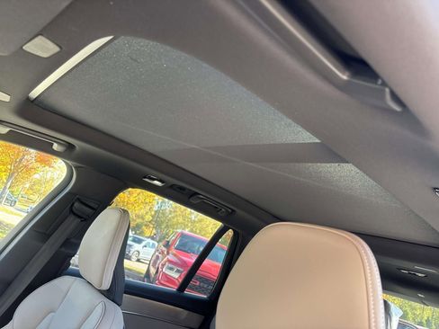 New 2026 Volvo XC90 B6 Plus w/ Protection Package Premier image 25