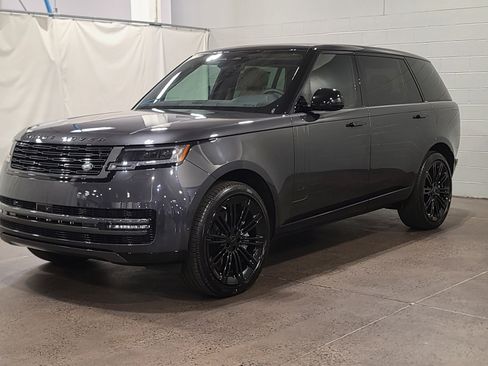 New 2026 Land Rover Range Rover Long Wheelbase SE AWD/4WD image 1