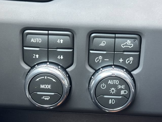 New 2026 GMC Sierra 1500 AT4 w/ AT4 Premium Package AWD/4WD image 30