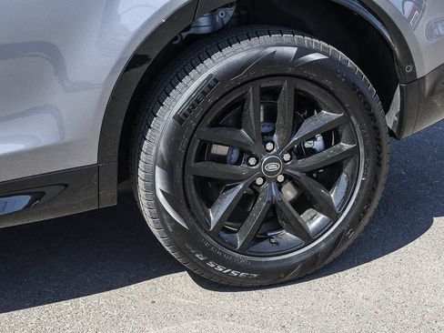 New 2026 Land Rover Discovery Sport Landmark AWD/4WD image 9
