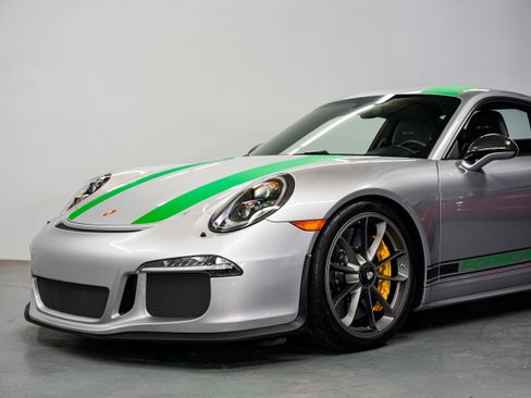 Used 2016 Porsche 911 R RWD image 35