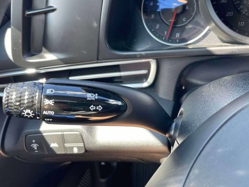 Certified 2023 Hyundai Elantra SEL FWD image 23