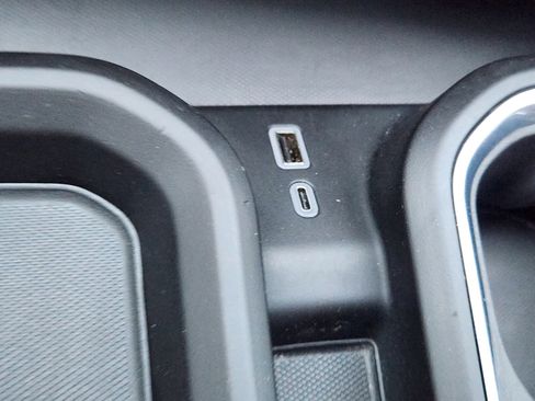 Certified 2024 GMC Sierra 3500 Denali Ultimate image 16