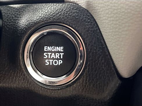 Used 2025 Toyota RAV4 XLE w/ Convenience Package FWD image 23