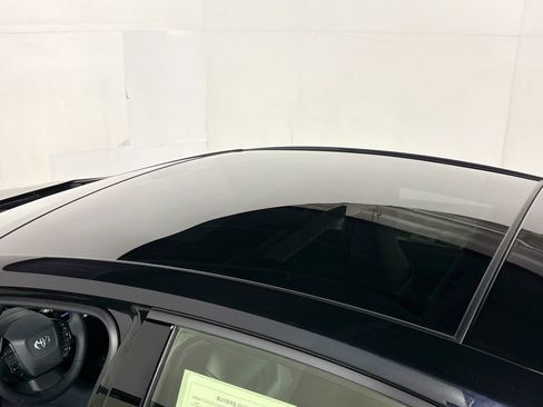 Used 2026 Toyota Prius AWD image 18
