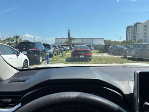 Used 2025 Toyota RAV4 XLE w/ Convenience Package image 37