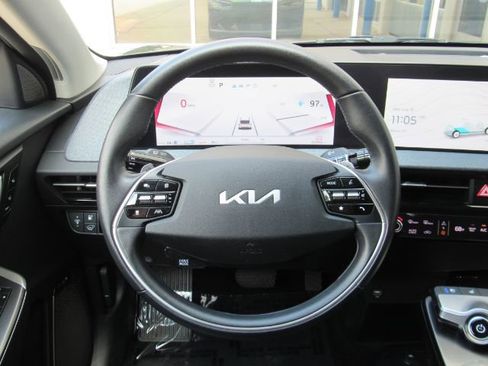 Used 2023 Kia EV6 Wind image 36