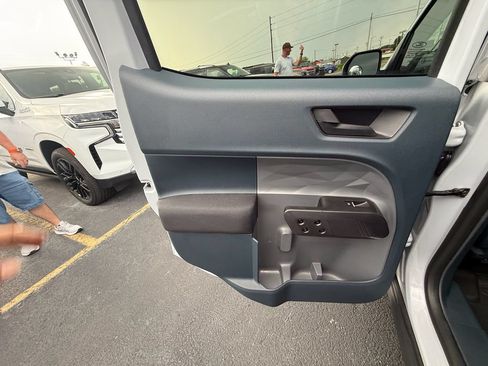 Used 2025 Ford Maverick XL FWD image 18