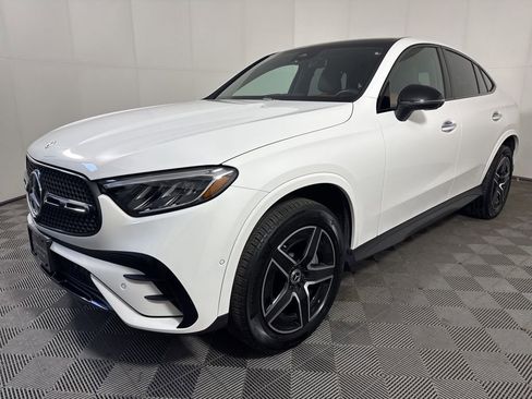 Certified 2025 Mercedes-Benz GLC 300 4MATIC image 12
