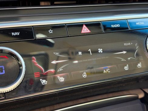 Used 2024 Genesis GV80 3.5T Advanced AWD/4WD image 23