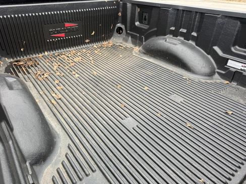 Used 2021 Ford F250 XLT w/ FX4 Off-Road Package image 6