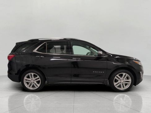 Used 2018 Chevrolet Equinox Premier FWD image 11