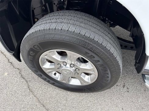 Used 2023 RAM 2500 Big Horn w/ Level 1 Equipment Group image 30