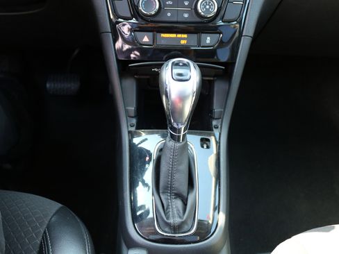 Used 2019 Buick Encore Preferred image 25