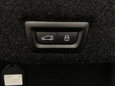 Used 2024 BMW i5 M60 w/ Premium Package image 6