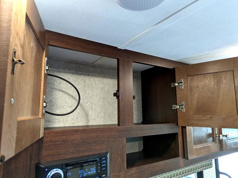 Used 2019 Chevrolet Express 4500 w/ RV Package image 46