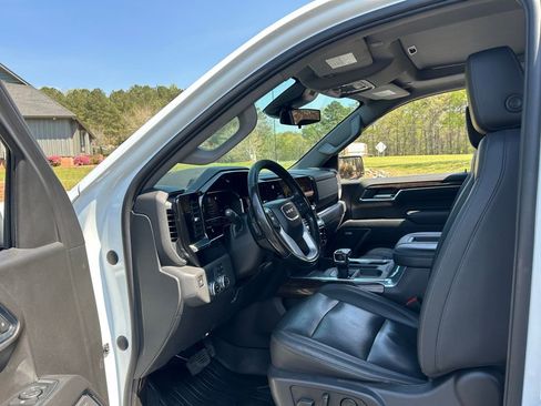 Used 2022 GMC Sierra 1500 Elevation w/ Elevation Premium Package image 35