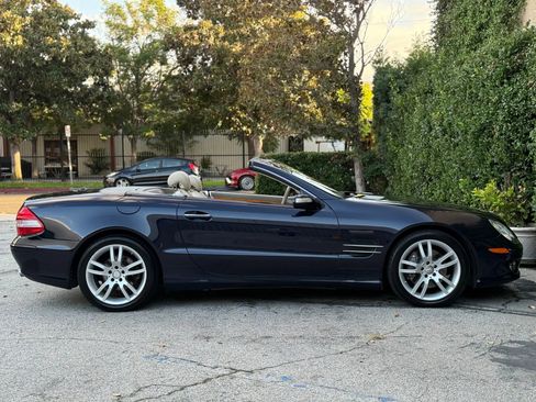 Used 2008 Mercedes-Benz SL 550 image 6