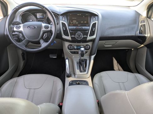 Used 2012 Ford Focus SEL FWD image 29