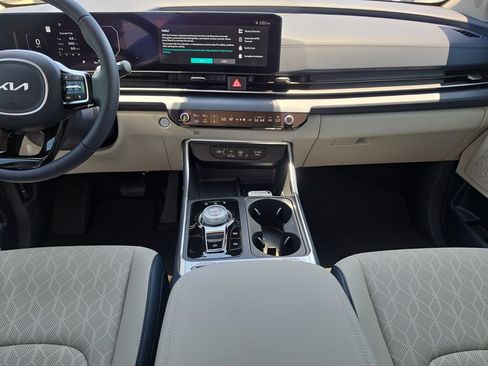 New 2026 Kia Carnival SX FWD image 15