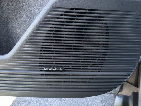 New 2026 Subaru Outback Touring XT image 18