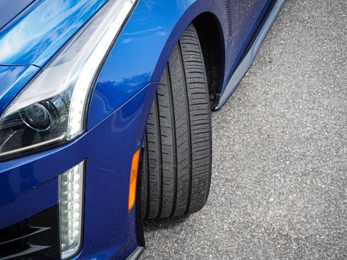 Used 2019 Cadillac CTS V w/ Carbon Fiber Package image 14