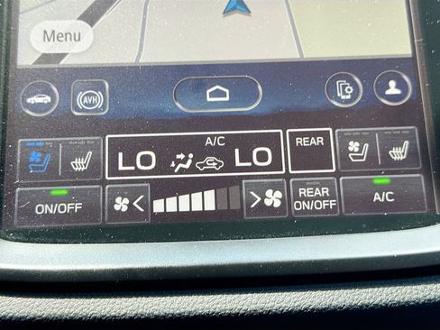 Used 2025 Subaru Ascent Bronze Edition AWD/4WD image 18
