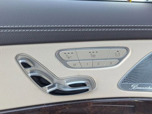Used 2019 Mercedes-Benz S 560 Sedan image 14