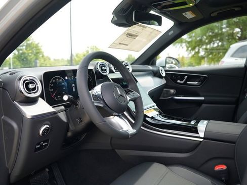Certified 2026 Mercedes-Benz GLC 300 4MATIC image 40