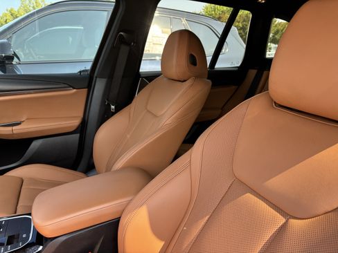 Used 2024 BMW X3 sDrive30i w/ Premium Package RWD image 16
