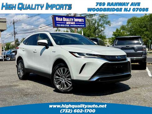 Used 2021 Toyota Venza XLE w/ Softex Package AWD/4WD image 1