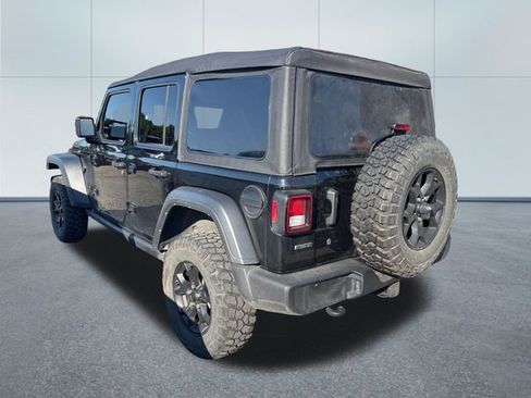 Used 2023 Jeep Wrangler Unlimited Sport AWD/4WD image 2