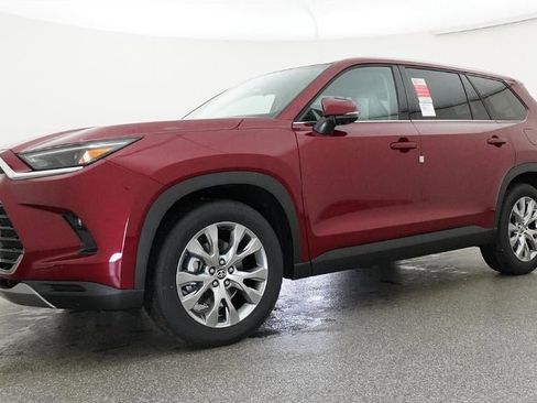 New 2026 Toyota Grand Highlander FWD image 17