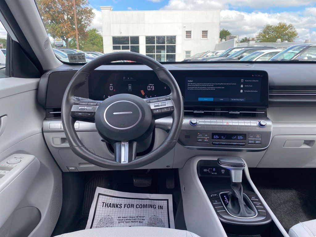 Certified 2024 Hyundai Kona SEL AWD/4WD image 8