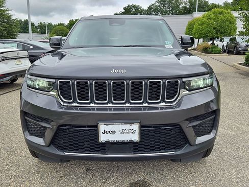 Certified 2023 Jeep Grand Cherokee Laredo X AWD/4WD image 2