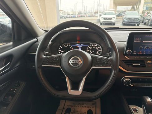 Used 2020 Nissan Altima 2.5 S image 12