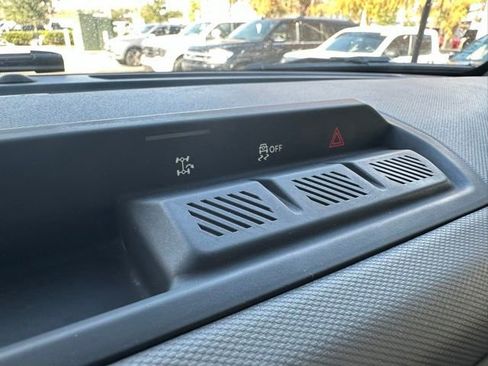 Certified 2022 Ford Bronco Big Bend image 28