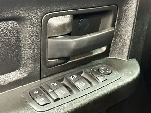 Used 2019 RAM 1500 Express w/ Wheel & Sound Group image 17