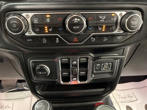 Used 2021 Jeep Wrangler Unlimited Sahara image 22