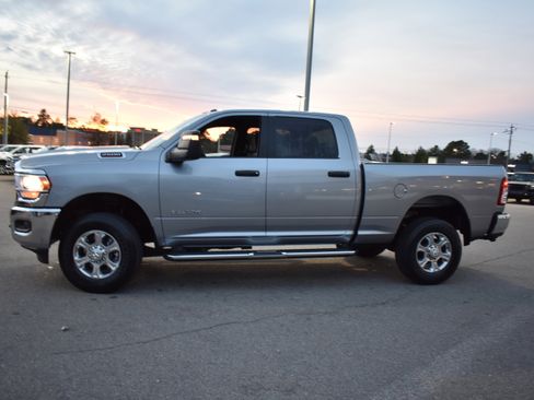 Used 2024 RAM 2500 Big Horn w/ Bed Utility Group image 28