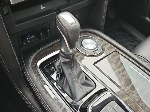 Used 2024 Nissan Armada Platinum w/ Captain's Chairs Package image 16