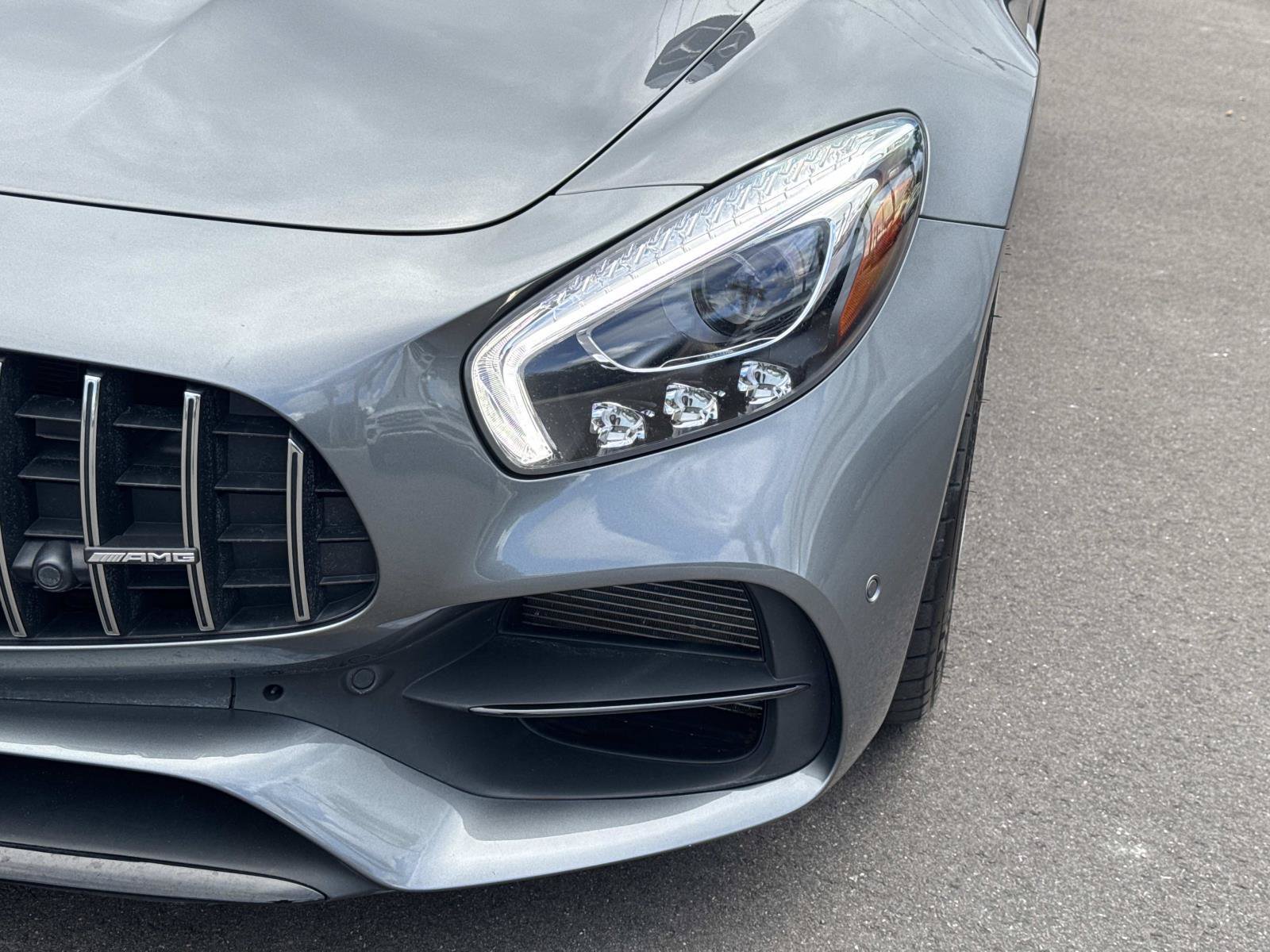 Used 2018 Mercedes-Benz AMG GT Roadster image 9