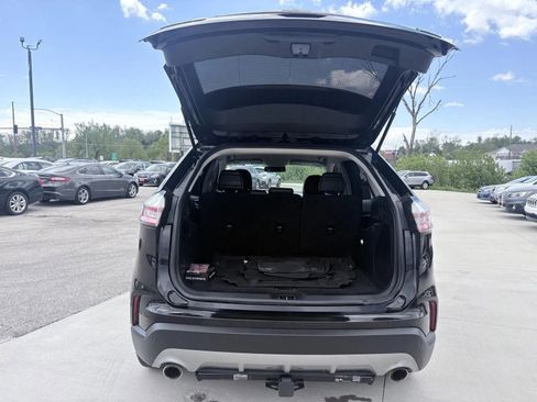 Used 2019 Ford Edge SEL w/ Equipment Group 201A FWD image 8