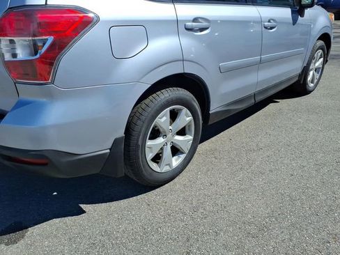 Used 2016 Subaru Forester 2.5i Premium w/ All-Weather Package image 9