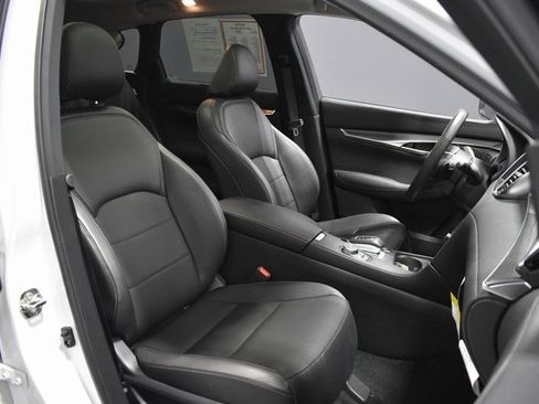 Used 2025 INFINITI QX50 Luxe image 14