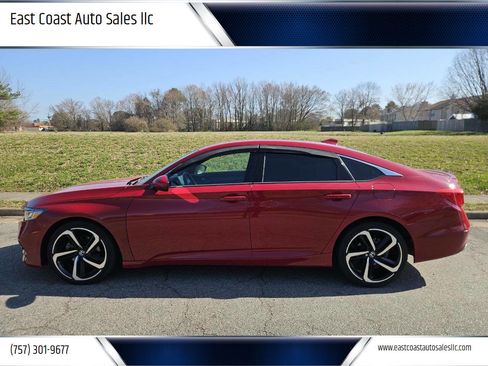 Used 2018 Honda Accord Sport image 1