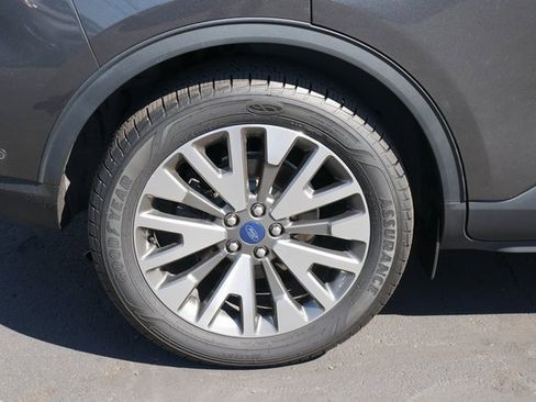 Used 2020 Ford Escape Titanium w/ Titanium Premium Package 2.0 image 14