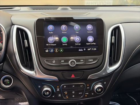 Used 2021 Chevrolet Equinox Premier FWD image 15